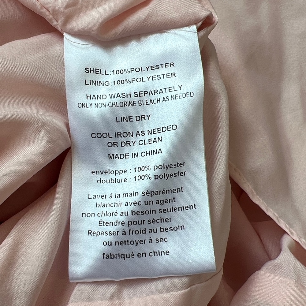 White by Vera Wang Soft Pink Fabric - Picture 5 of 6